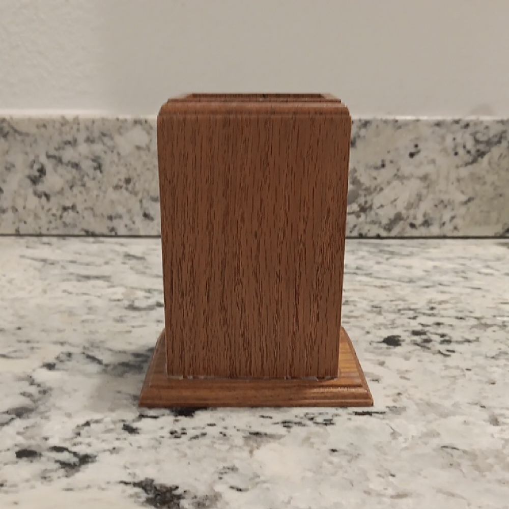 Practical vintage pen holder for desk